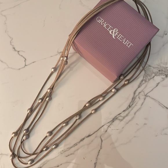 Grace& Heart Retired Leather/Pearl Necklace - Picture 3 of 4